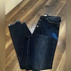 Amaryllis High Rise Dark Blue Jeans button fly distressed basic neutral denim